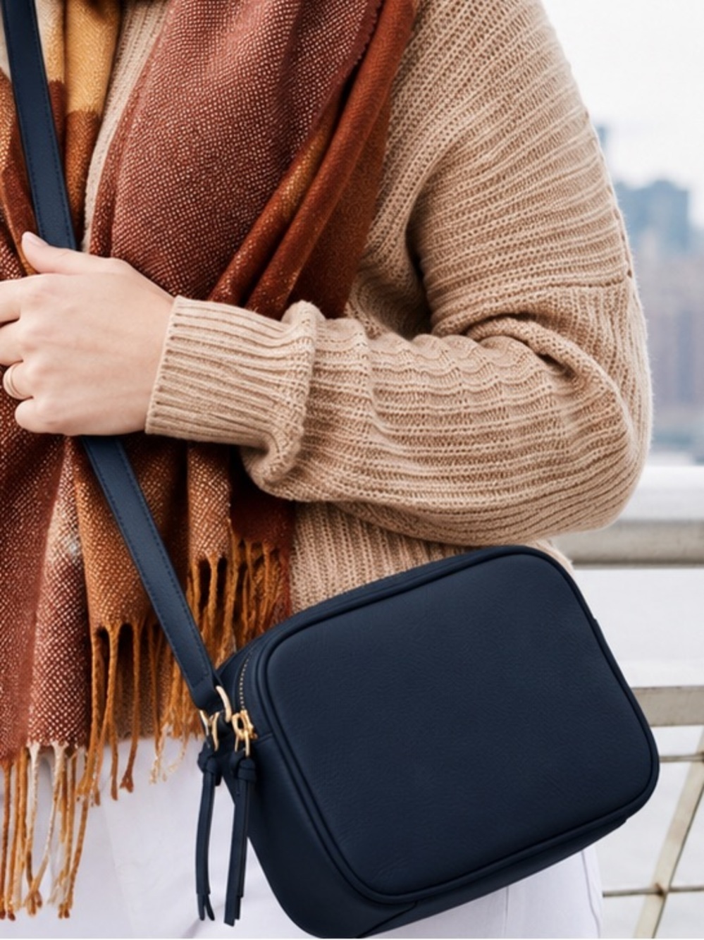 MARK & GRAHAM THE ESSENTIAL CROSSBODY Navy LEATHER Minimalist Handbag